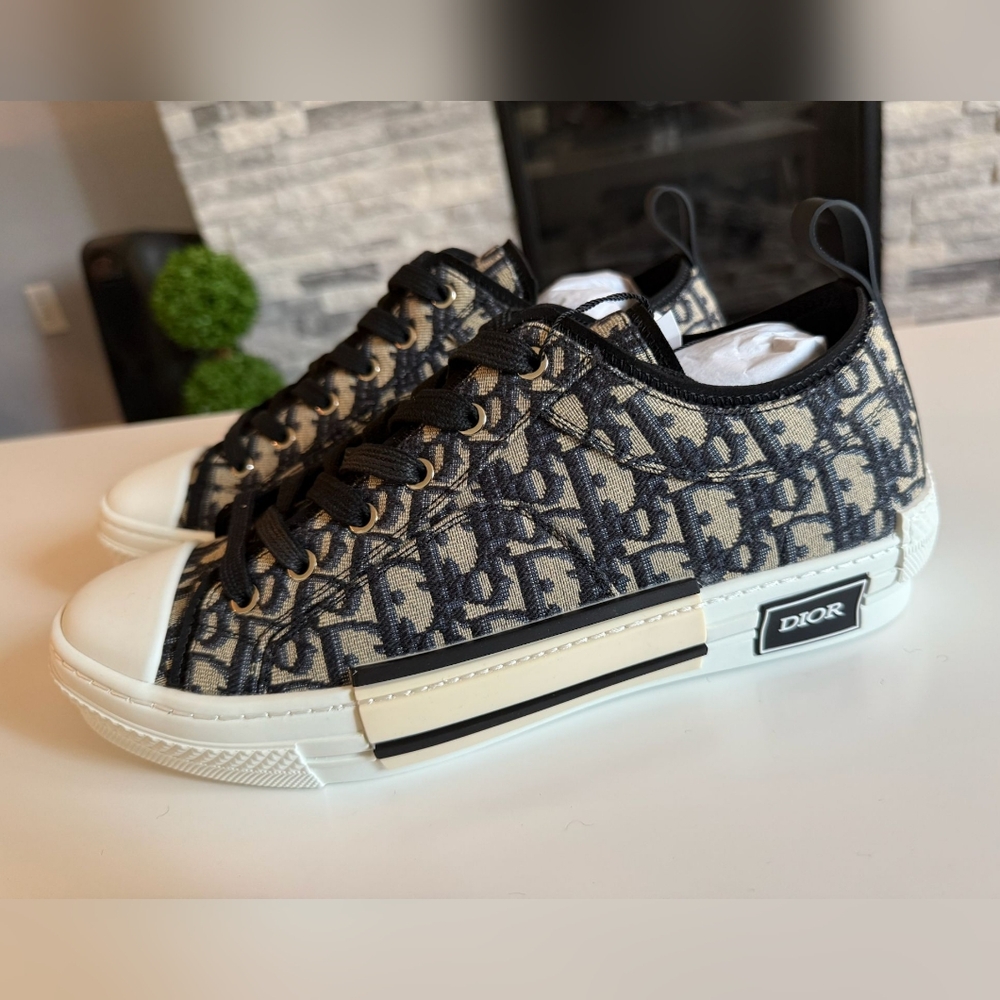 Dior B23 Oblique Low Top Sneakers Monogram Canvas Men's Size 9 Authentic